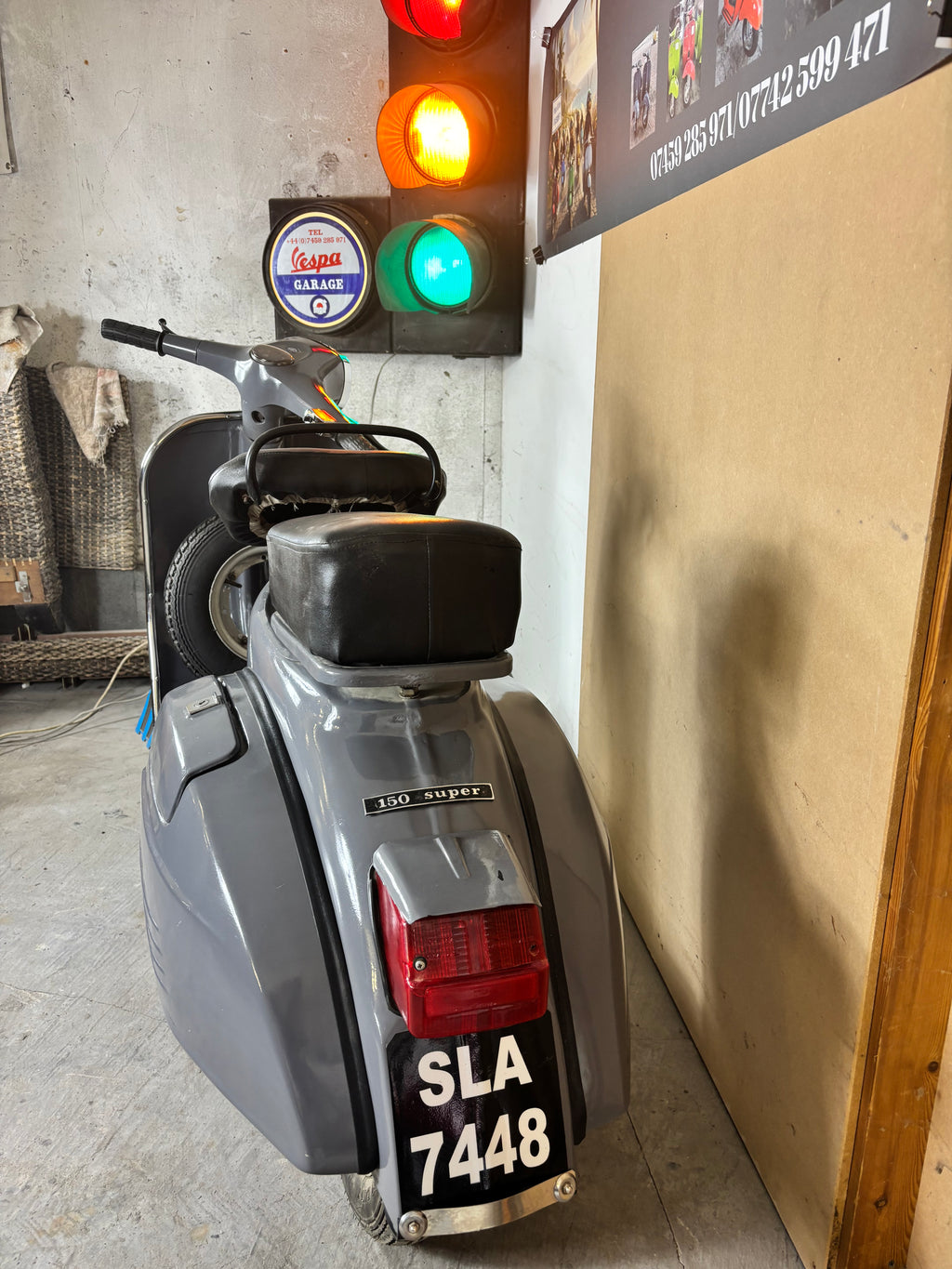 Vespa Super 150 VBC 1977 Grey No1