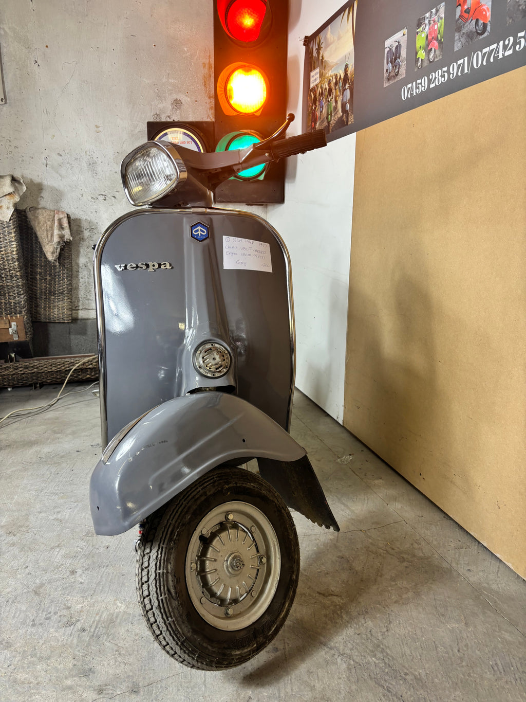 Vespa Super 150 VBC 1977 Grey No1