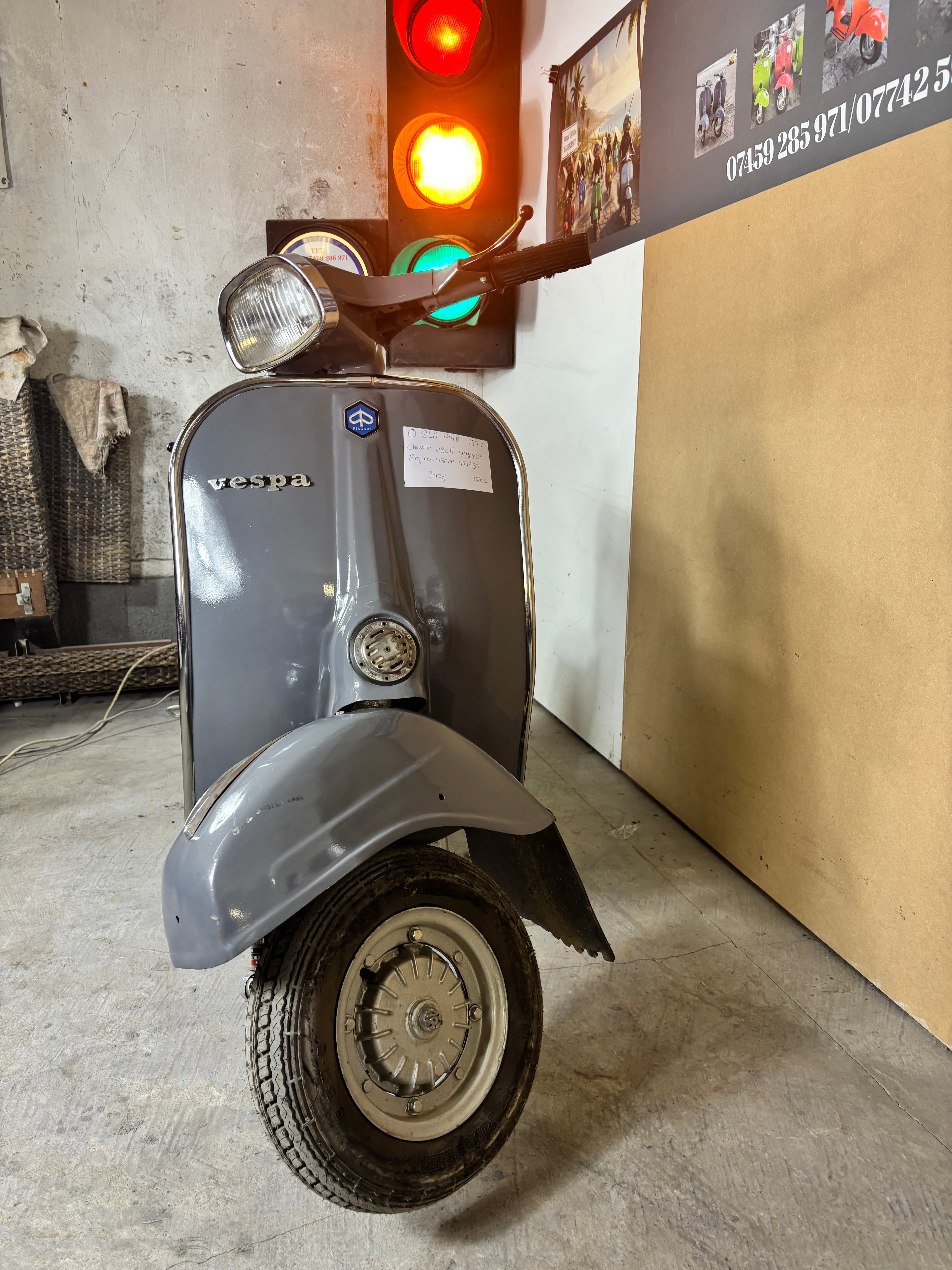Vespa Super 150 VBC 1977 Grey No1