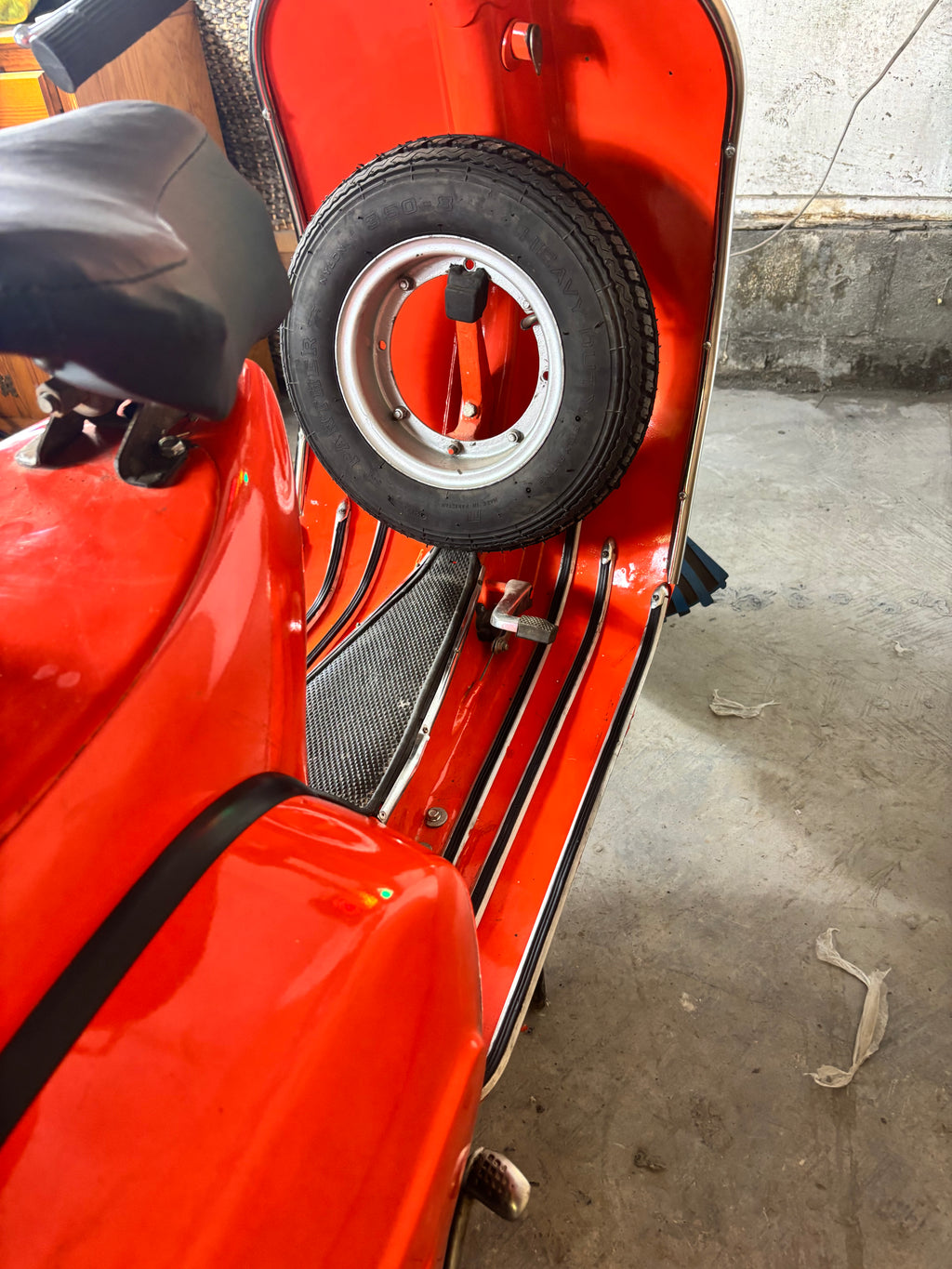 Vespa Super 150 1972 Orange No 814