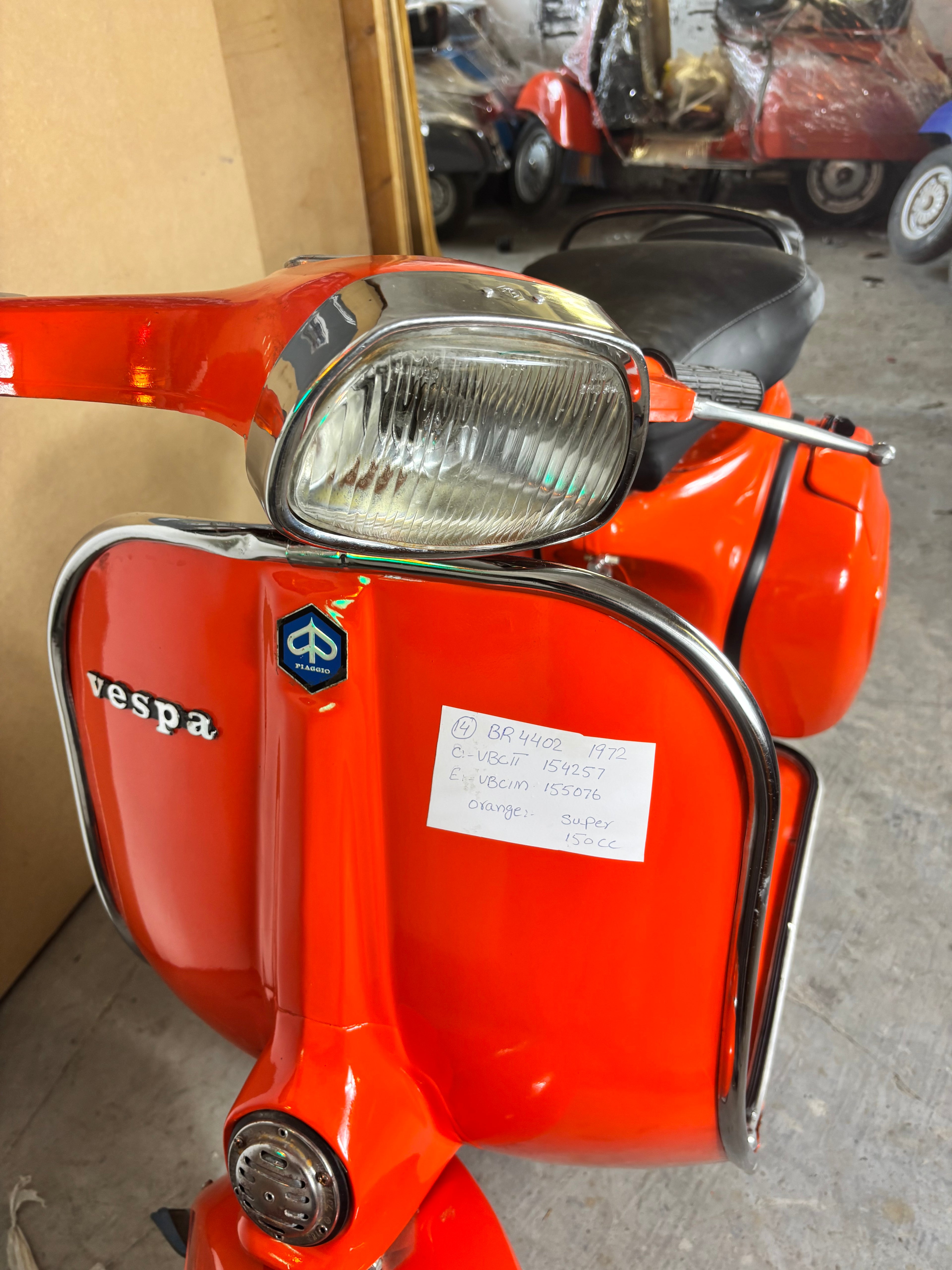 Vespa Super 150 1972 Orange No 814