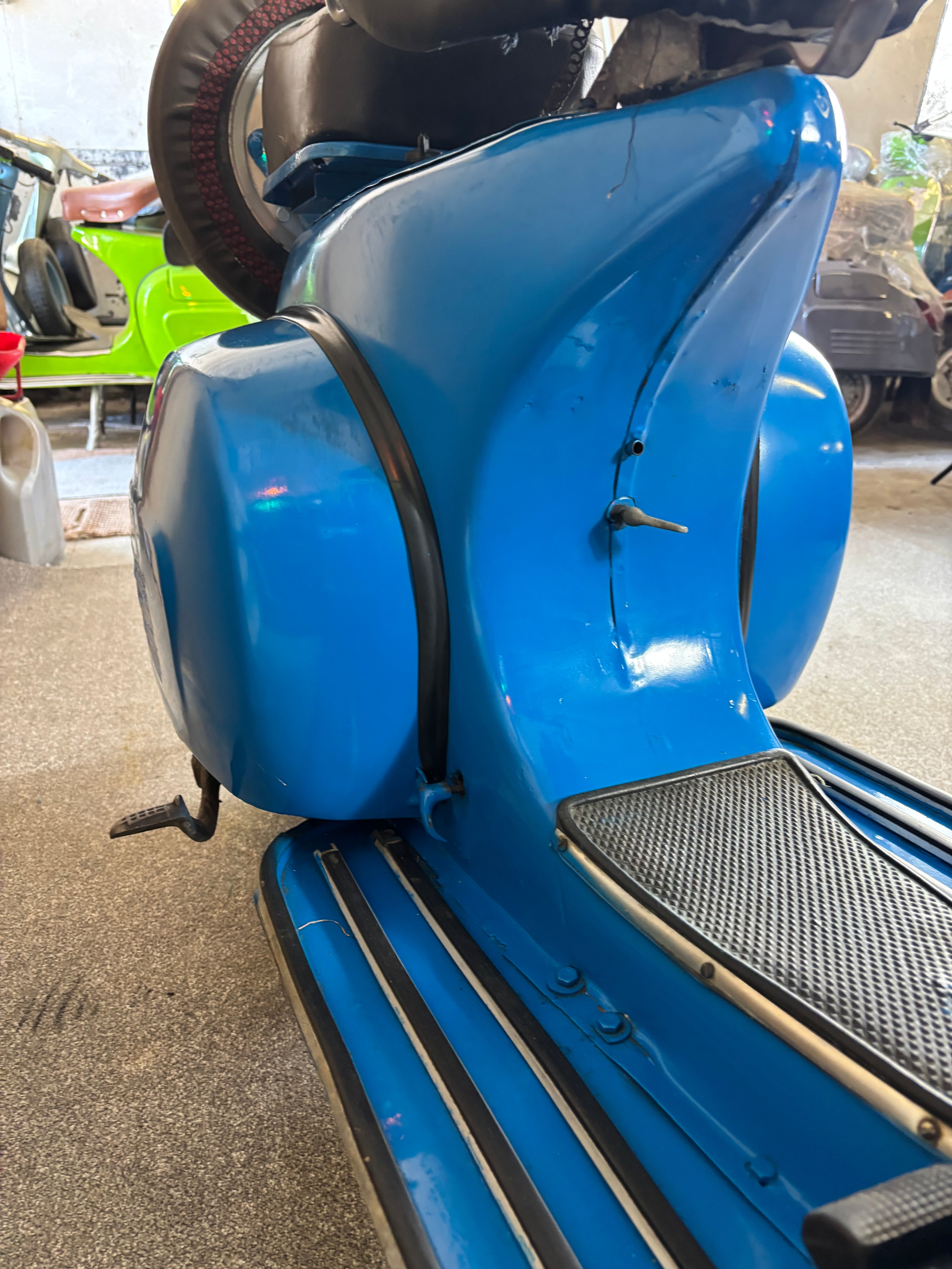 Vespa Super 150 VBC  1976 No822 SOLD